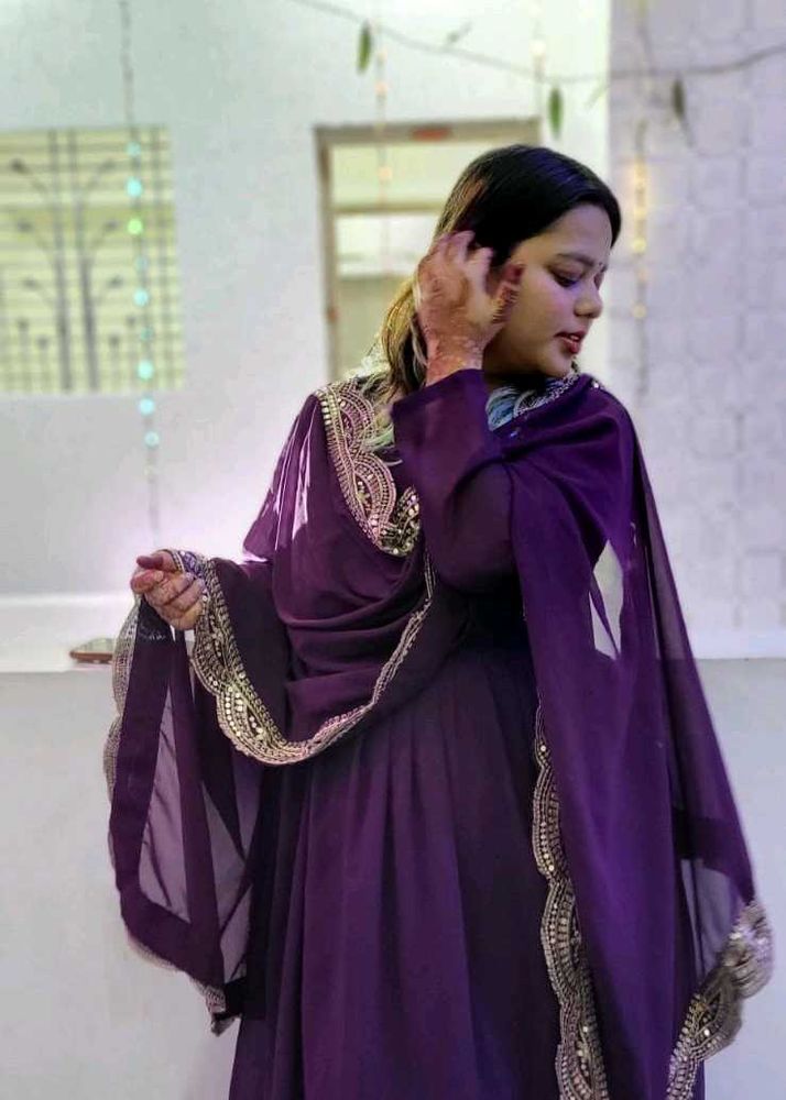 Elegant Purple Ethnic Gown