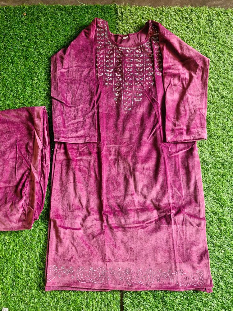 New Valvet Kurta Set 40 Size