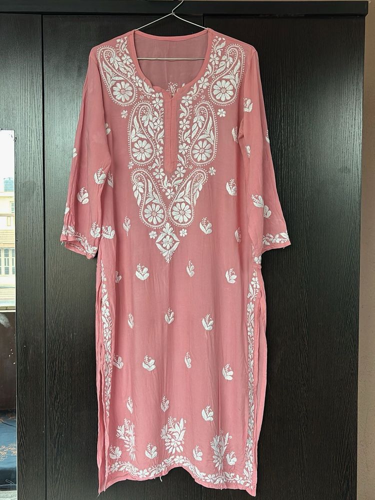 Elegant Pink Embroidered Kurta