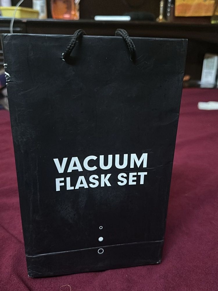 Vacuum Flask Set