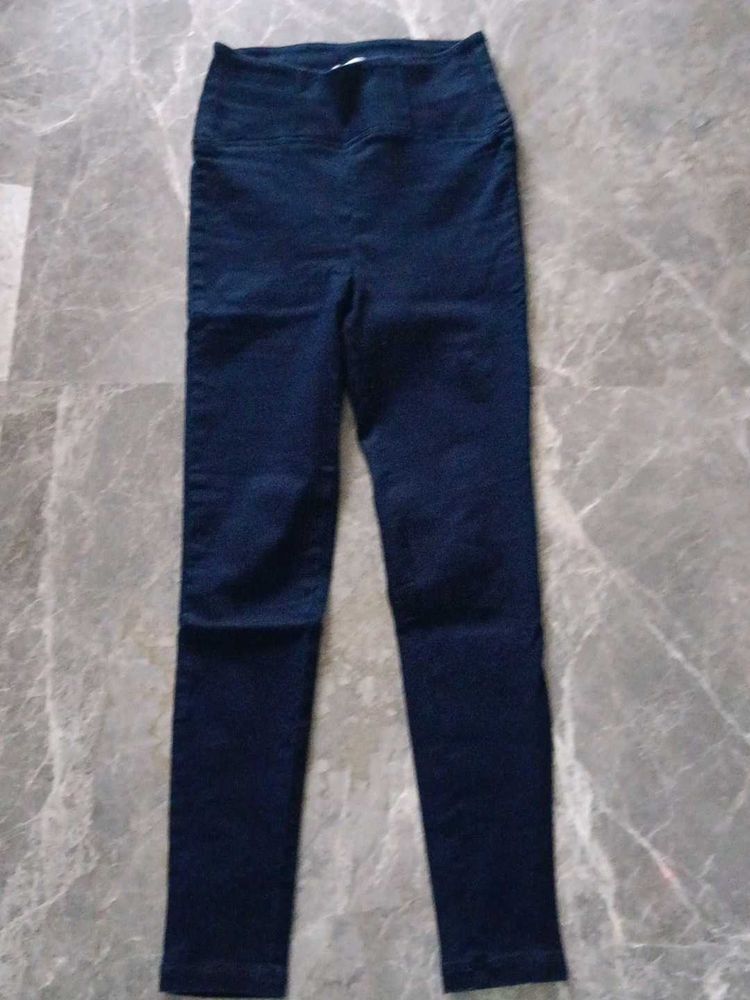 Dark Wash Denim Jeggings.completely new