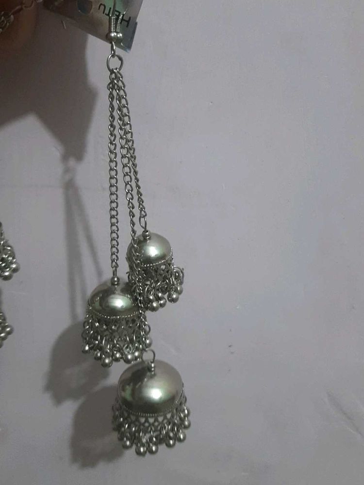 Preety Silver Colour Long Jhumkaas