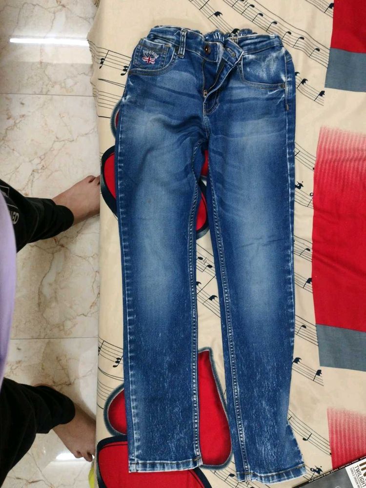 A Very Fashionable Jeans
