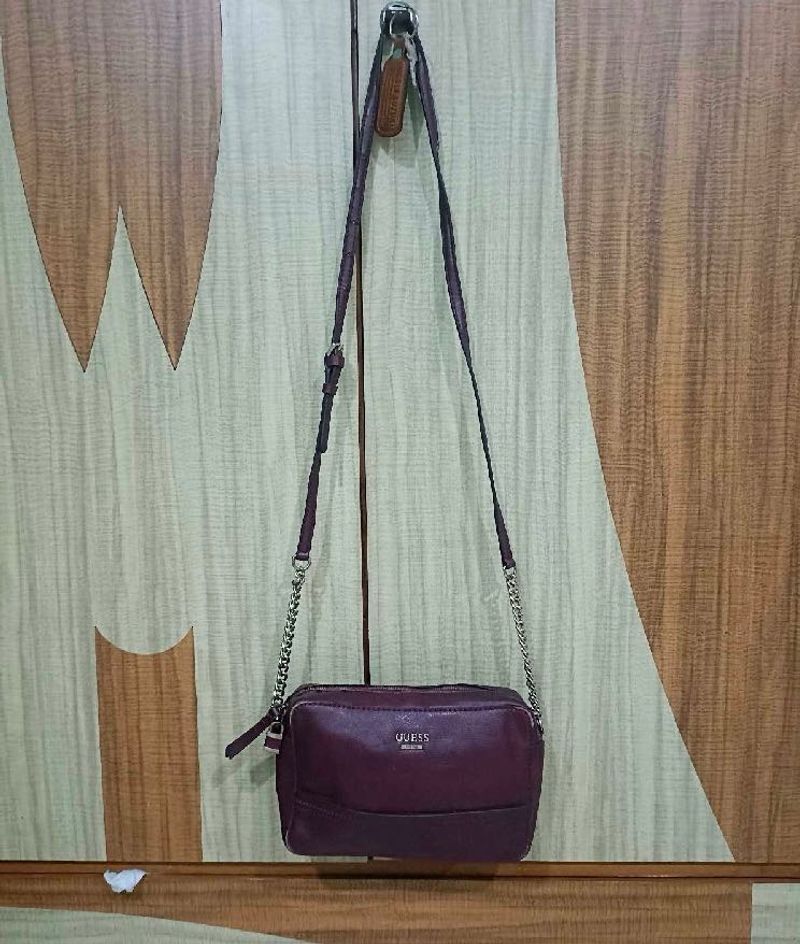 Stylish Guess Crossbody Bag