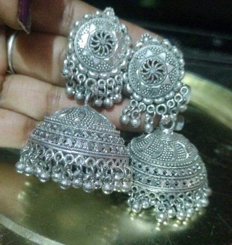 Silver Jhumka Earrings