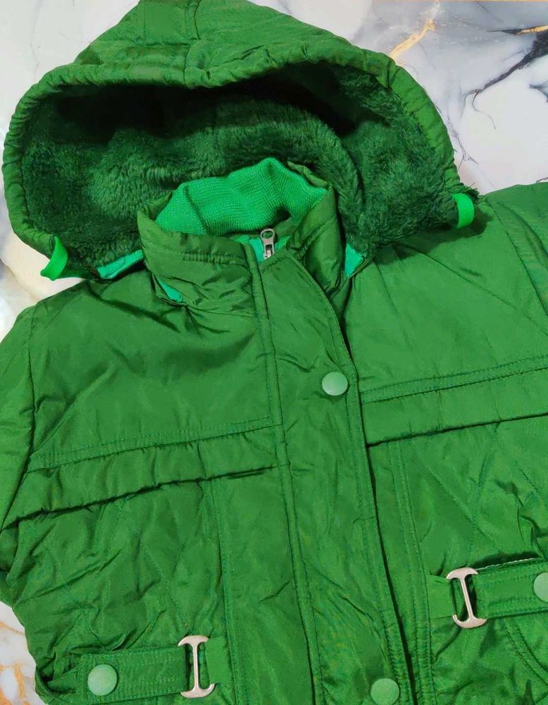 brand new Green Hooded Jacket upto 9 years
