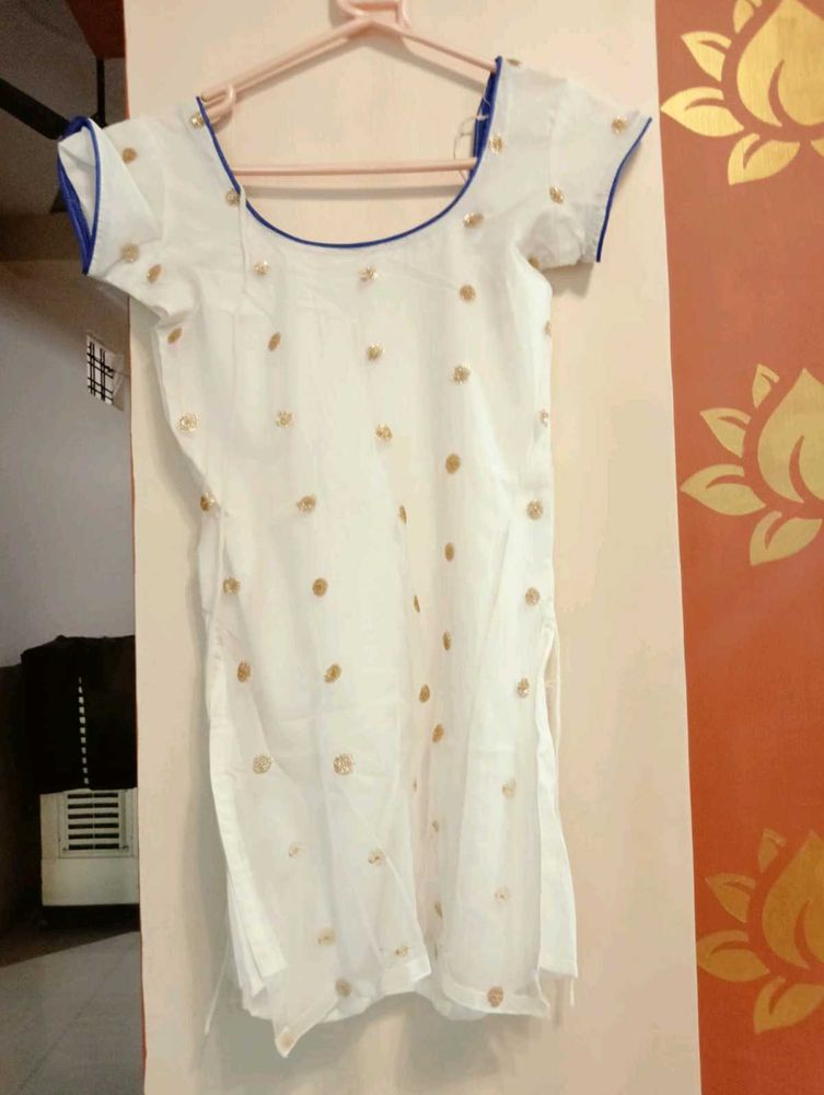 White Embroidered Kurti