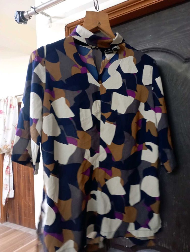 Abstract Print Top