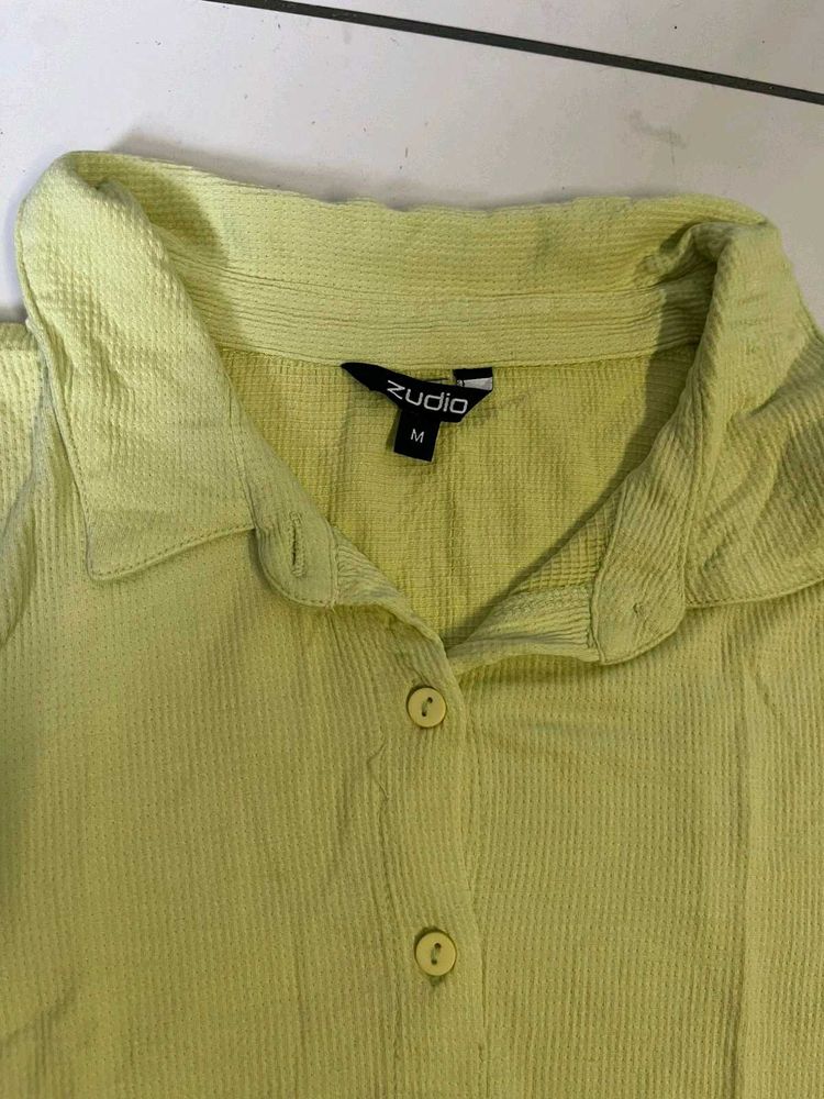 Zudio Collared Crop Shirt - Size M