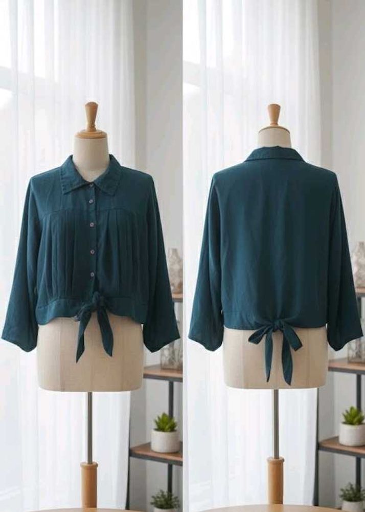 Chic Teal Tie-Front Top