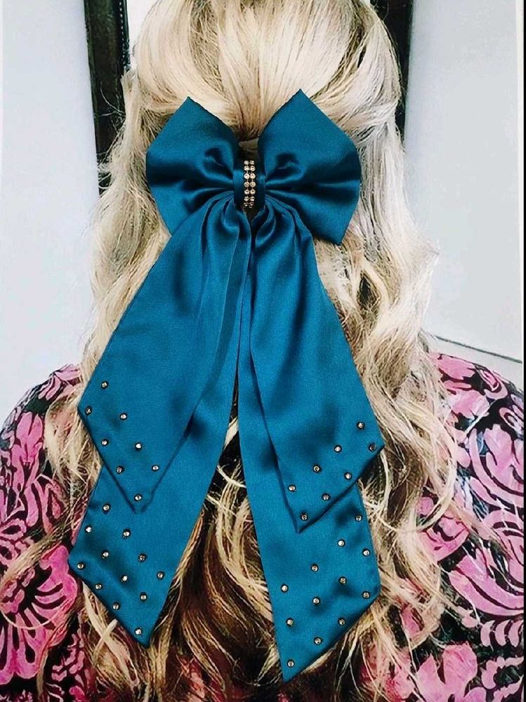 Long Tail Bow