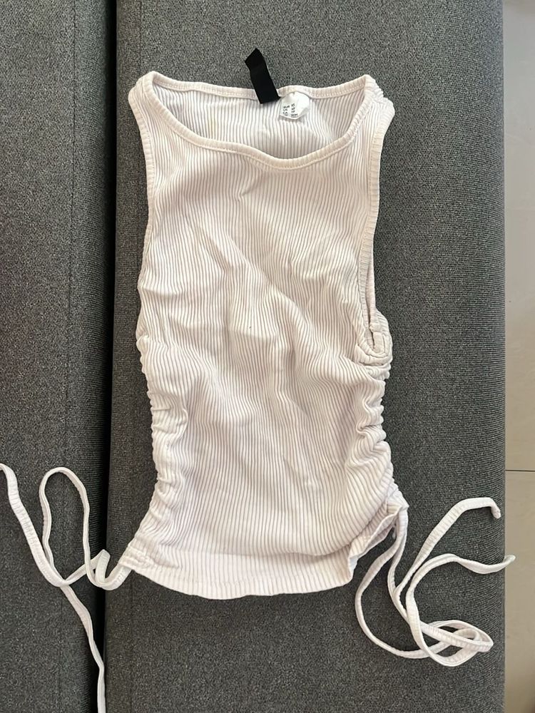 H&amp;M white ribbed drawstring top