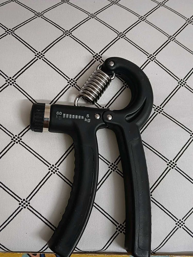 Home Gym Equipment Of Men And Girls