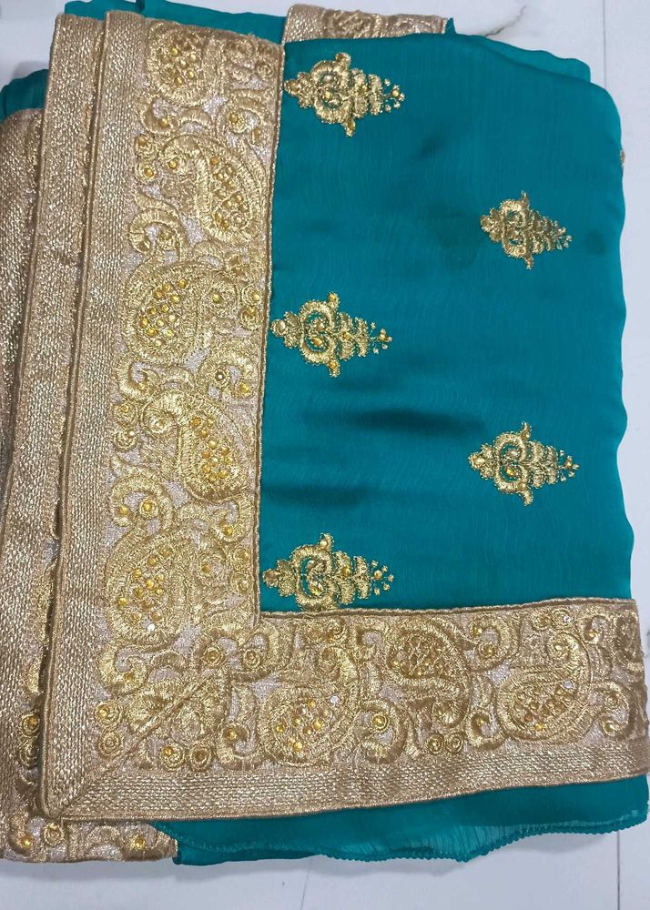 Elegant Teal &amp; Gold Saree