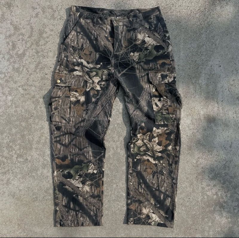 Y2K Carhartt Mossy Oak Cargo pants