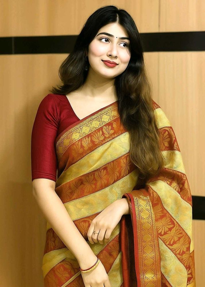 New Banarasi Saree for Sale with blouse piece !