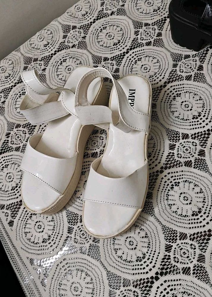 White wedges