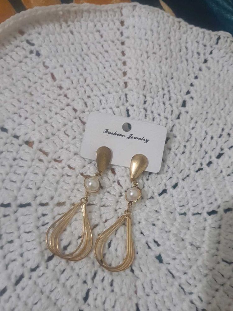 Pearl Drop Earrings