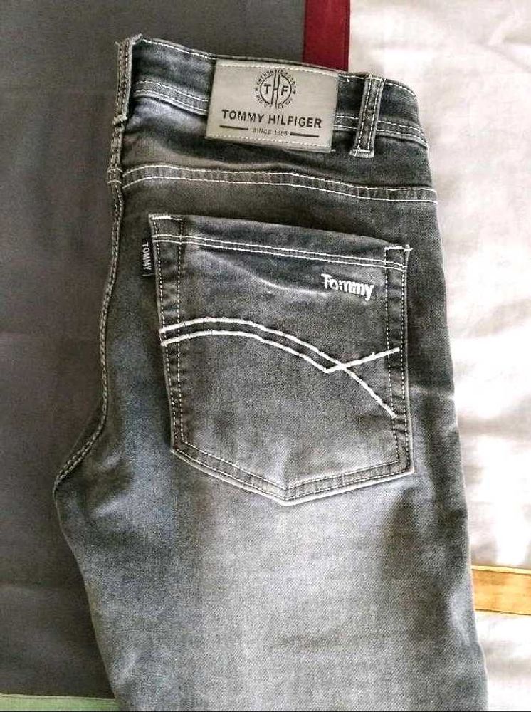 Tommy Hilfiger Original Jeans Size 28