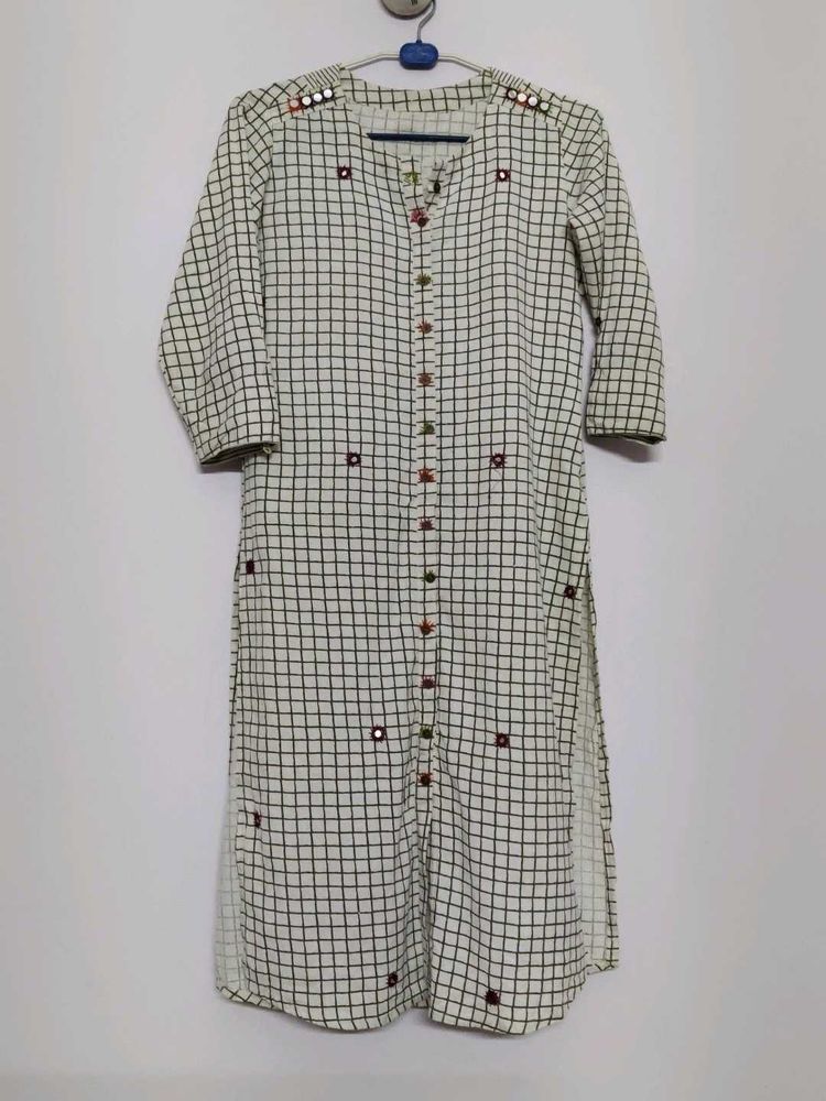 Checkered Mirror Detail Kurti