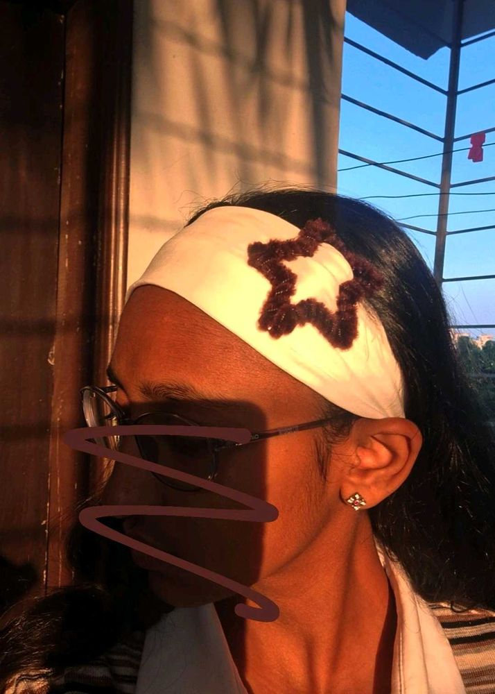 Y2k Fuzzy Wire Star Clip