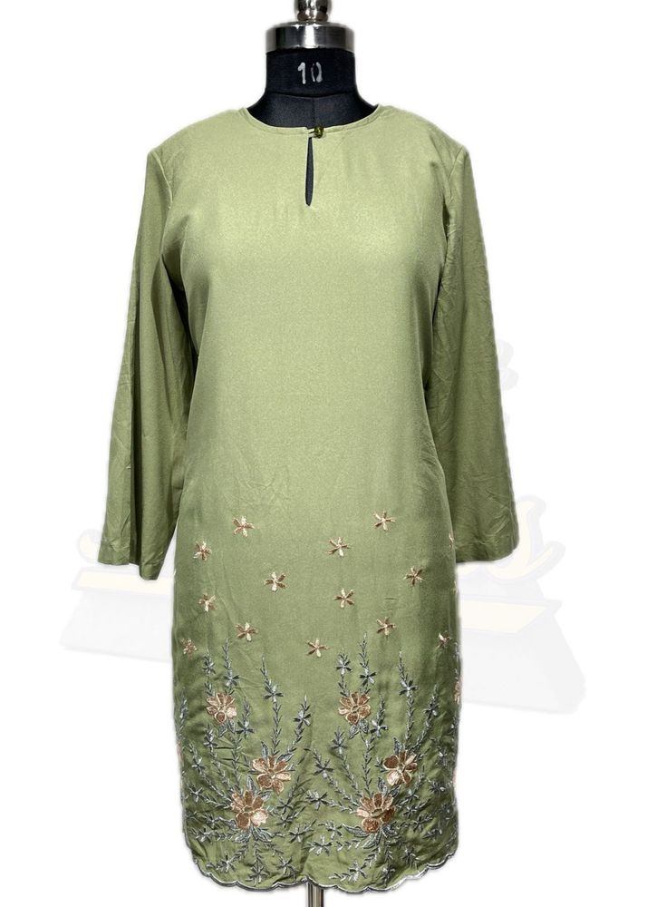 Elegant Embroidered Kurta