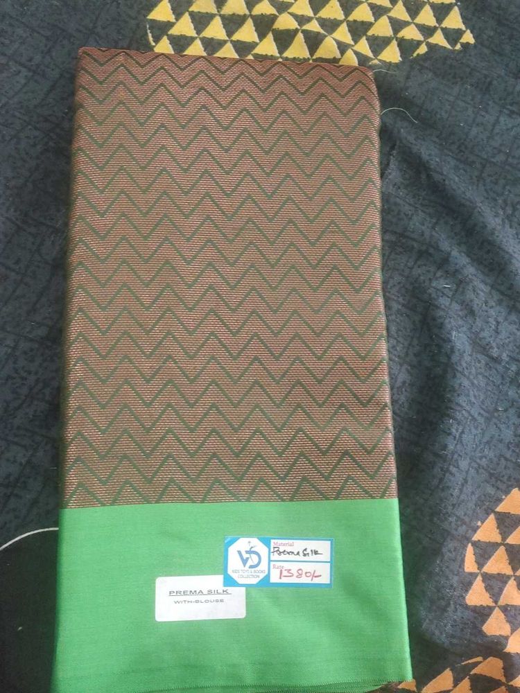 Elegant Patterned Saree