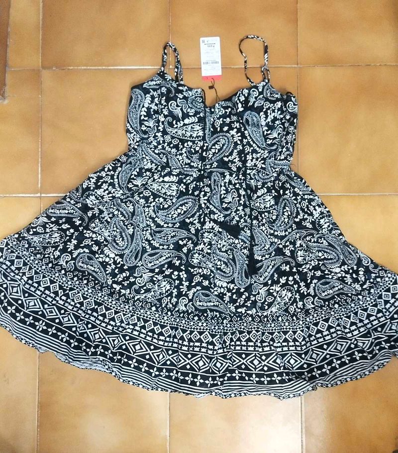 Paisley Print Sundress🖤🤍