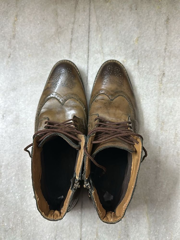 *GUCCI BEE* Chelsea Boots