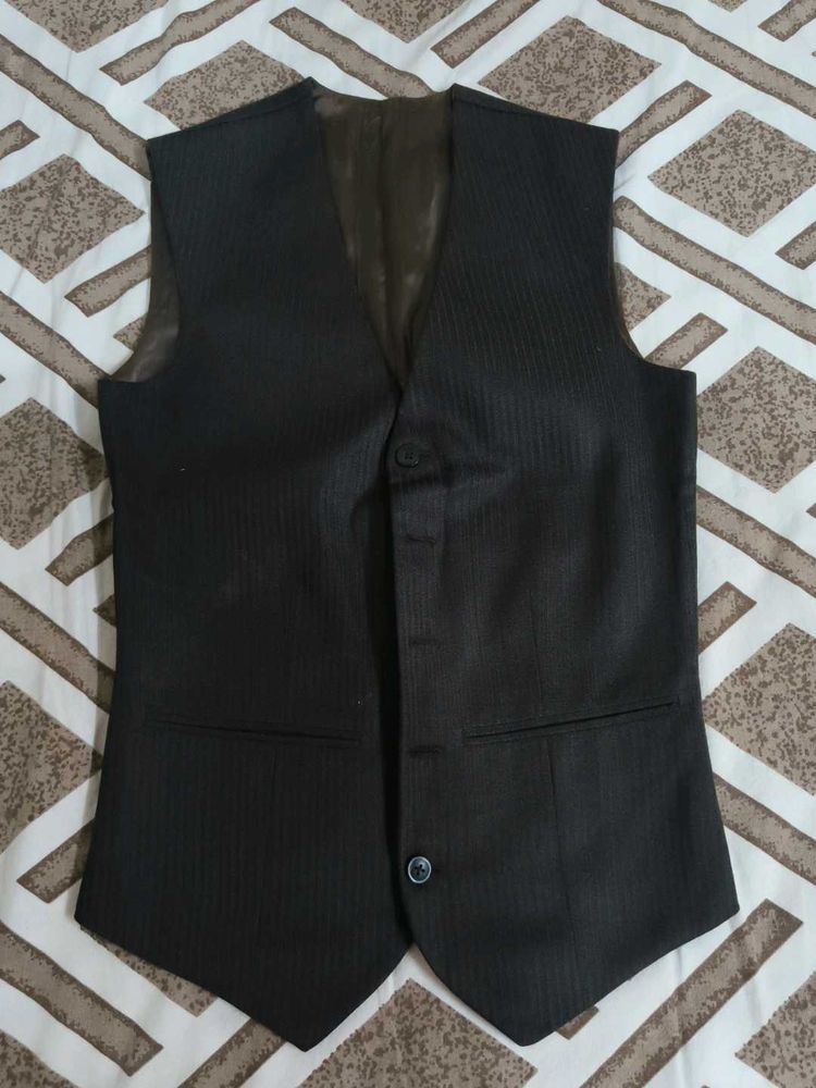 Classic tailored made Vest