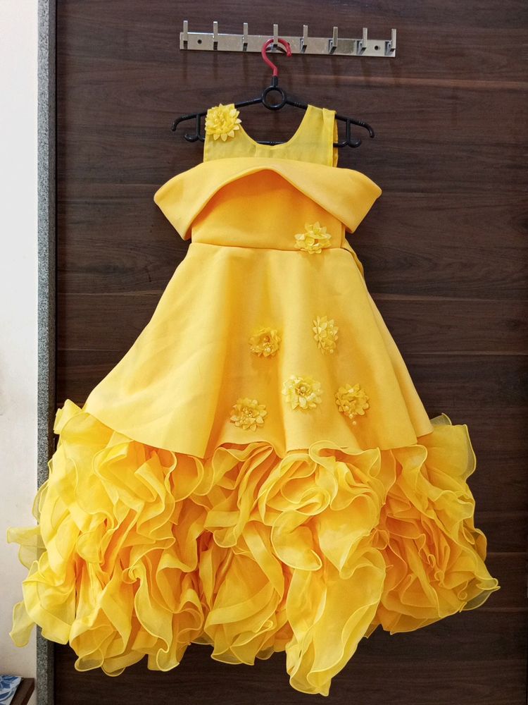 Ballgown (Similar To It)