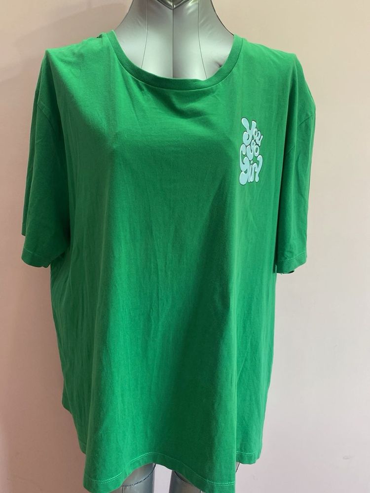 You go Girl Graphic Green T-Shirt