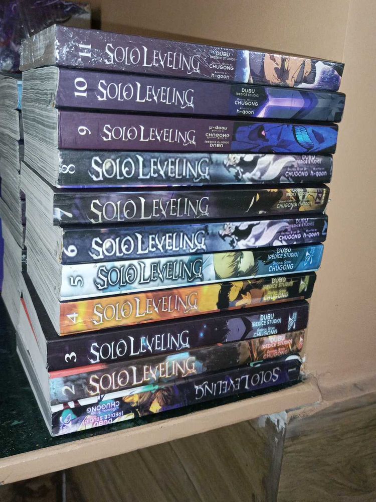 Solo Leveling Manga Set