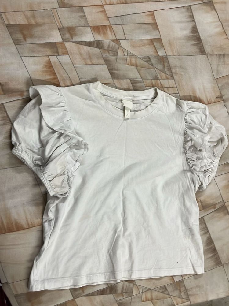 White Puffed Hands T-shirt