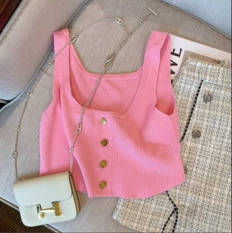 Barbiecore Pink Crop Top | K-pop Y2K Vibes 💕🌺🌺