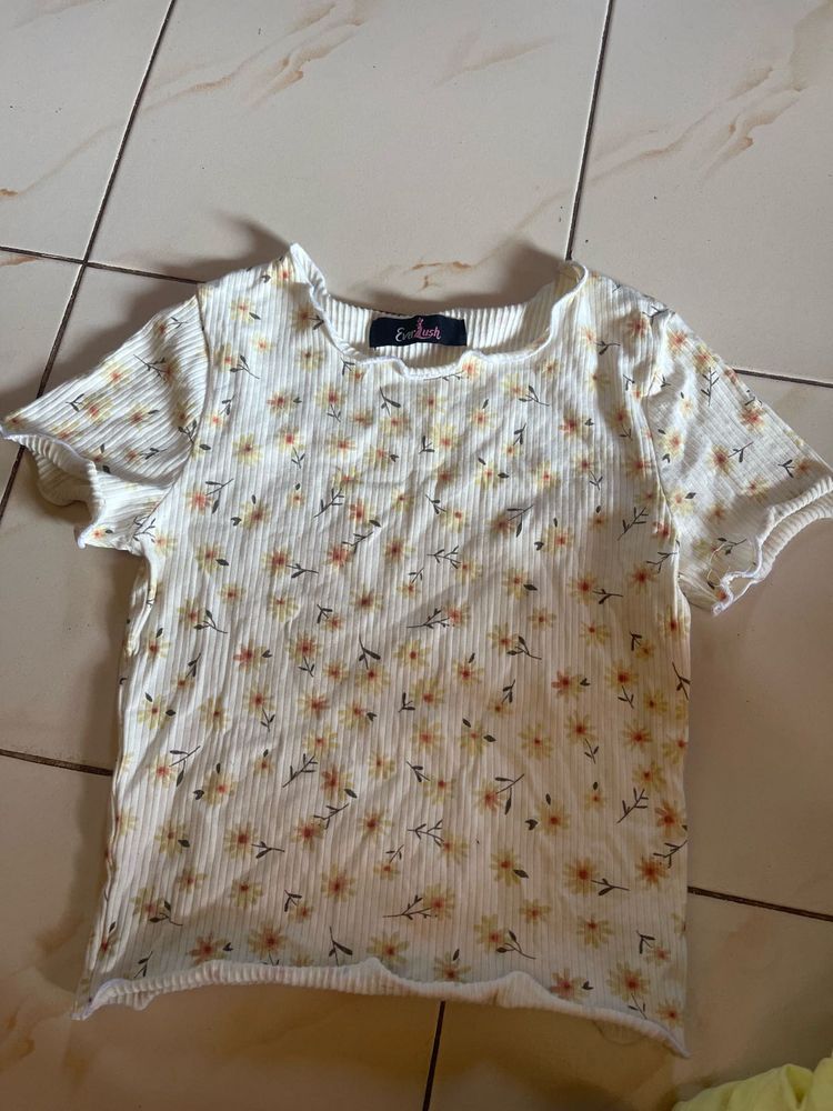 Cute Floral Print Top