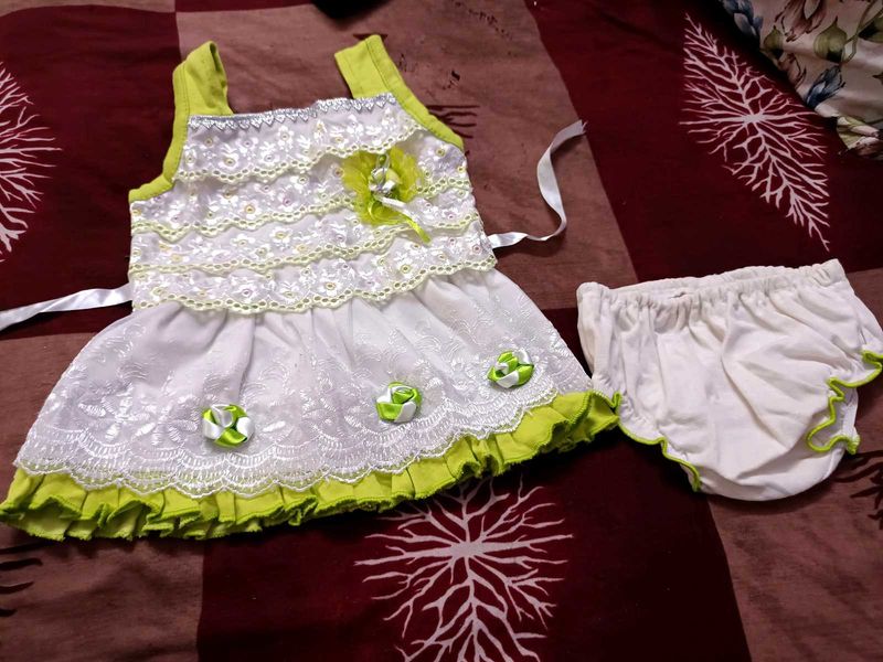 Infant Dress &amp; Bloomer Set - White &amp; Green