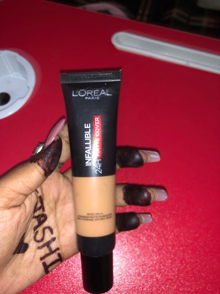 L’Oreal Paris Infallible 24hours matte Cover
