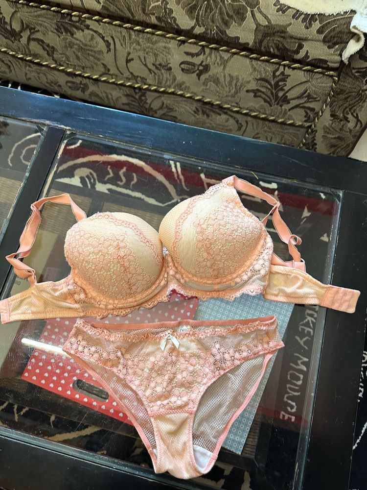 Next Lingerie Set