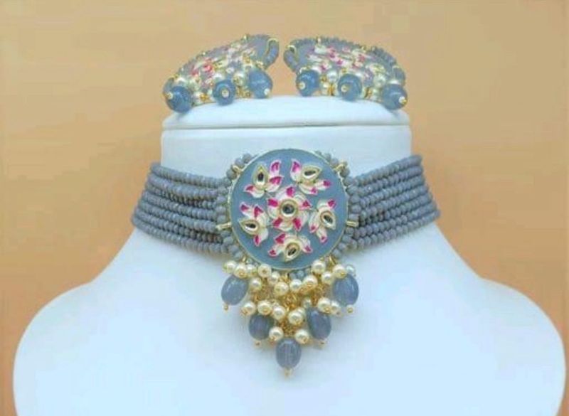 Grey Kundan Choker Set