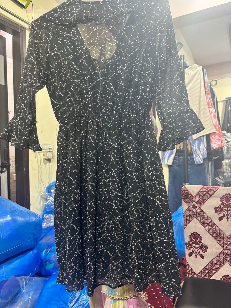 Black And White Floral Dress