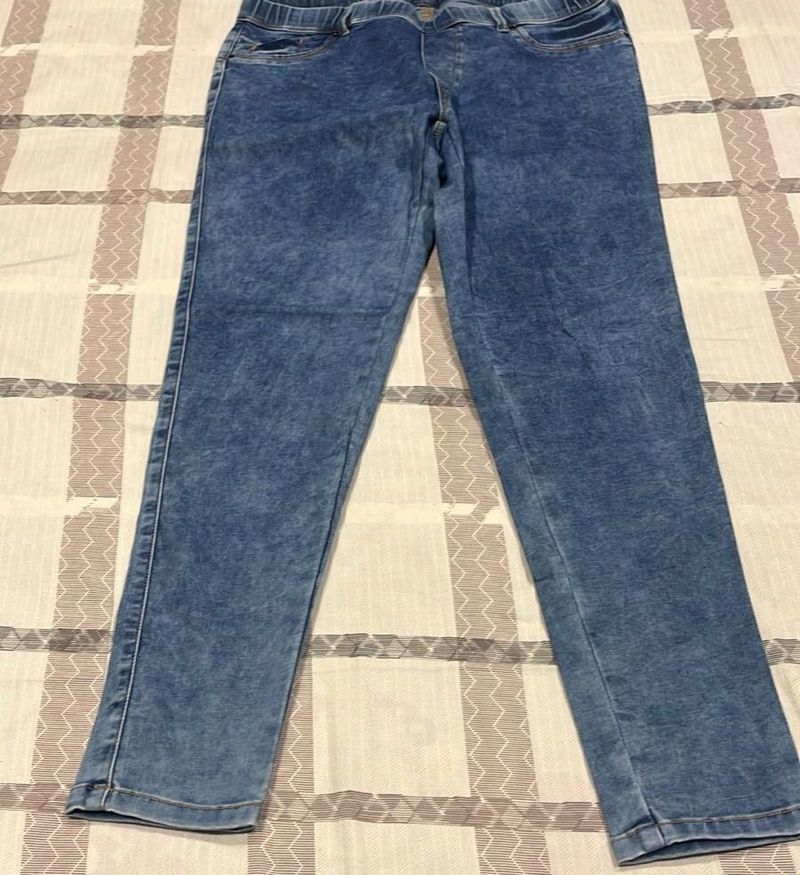 Madame Jegging
