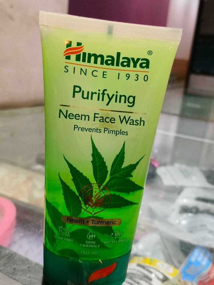 Himalaya Purifying Neem Face Wash