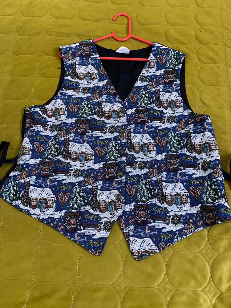 Unique Patterned Vest Size M