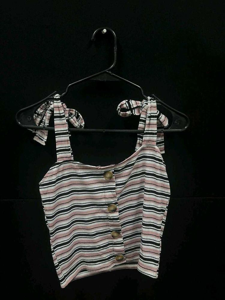 Miss Valley Crop Top