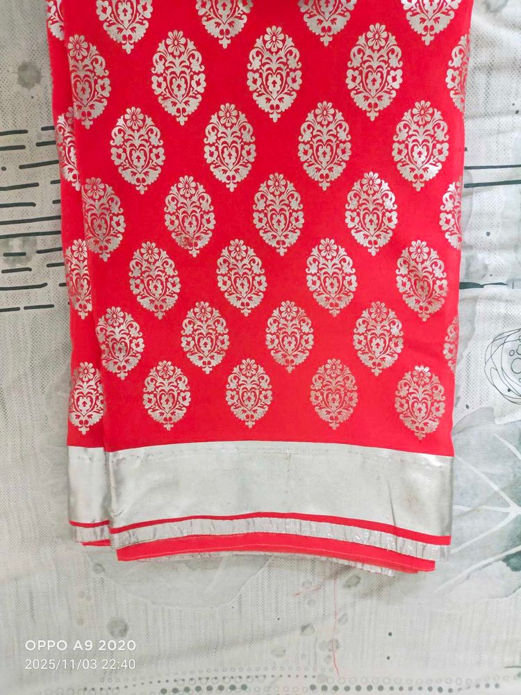 Elegant coral &amp; Silver Saree with foil print