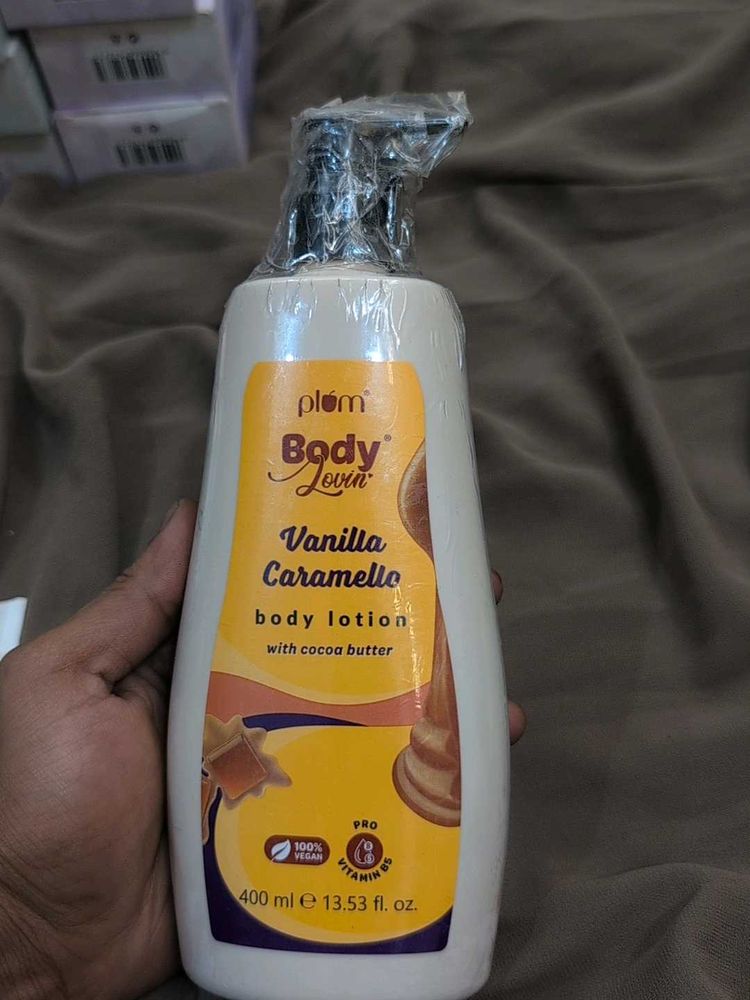 Plum BodyLovin' Vanilla Caramello Lotion