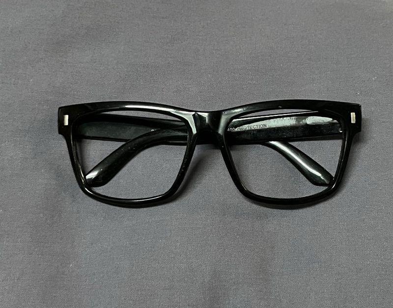 Classic square frame