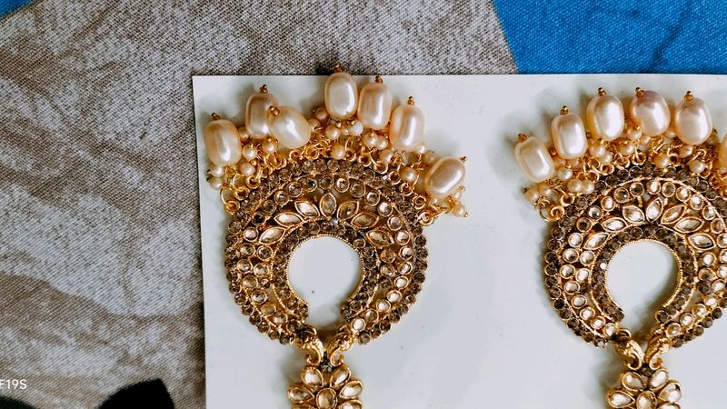 Earings