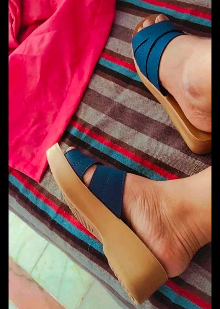 ✨💫inblue wedges  Gift Free 🥰❤